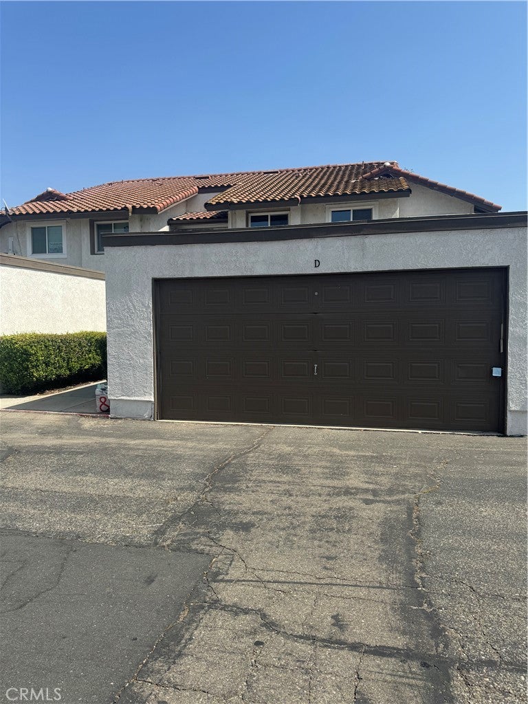 3633 Country Oaks Loop D