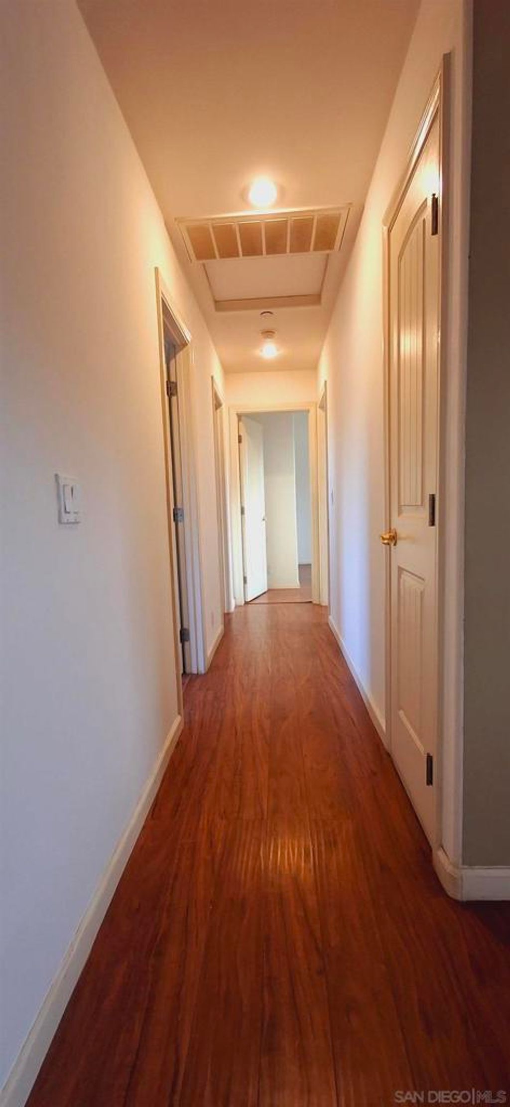 listing image 130720931478322124754