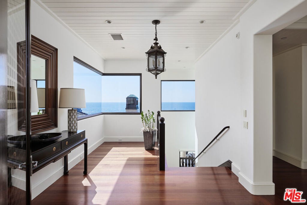 31 Bay Drive, Laguna Beach CA 92651 - Photo 17