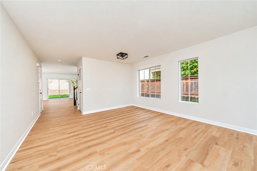 25892 Marco Polo Street