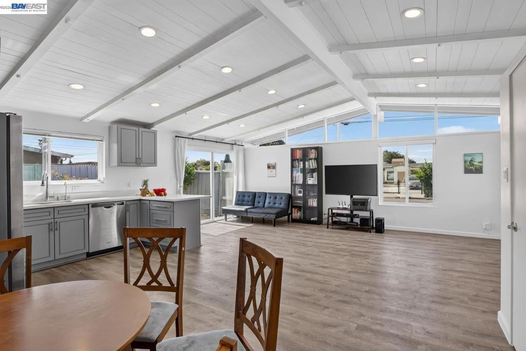 2786 Bal Harbor Ln
