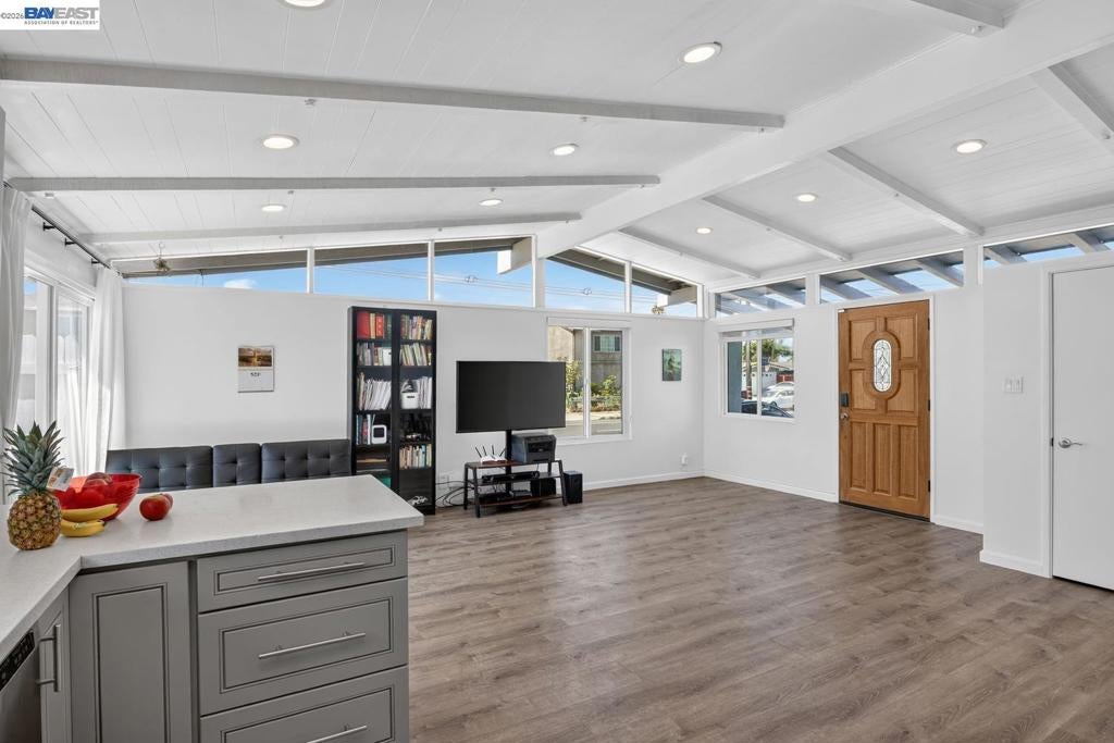 2786 Bal Harbor Ln