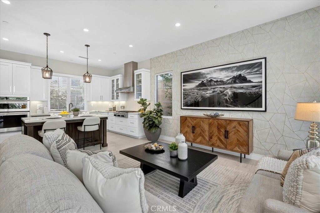 124 Montero, Irvine CA 92618 - Photo 6
