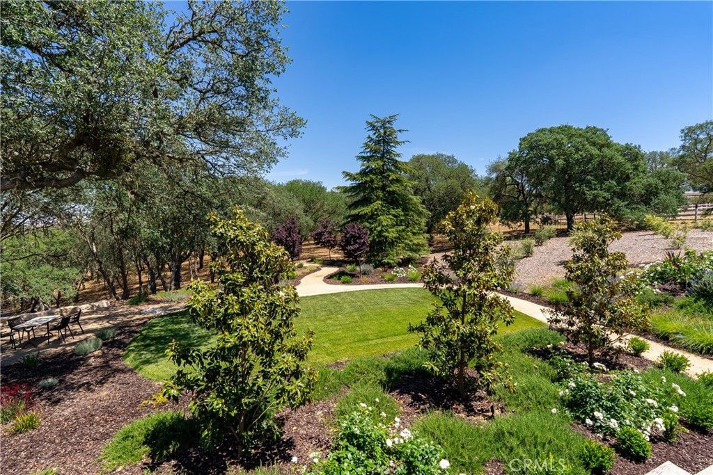 listing image 130728665803429308716
