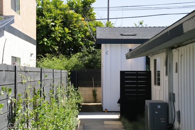 Westside Costa Mesa - Residential Lease