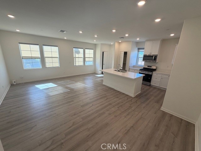3903 E Carmel Privado