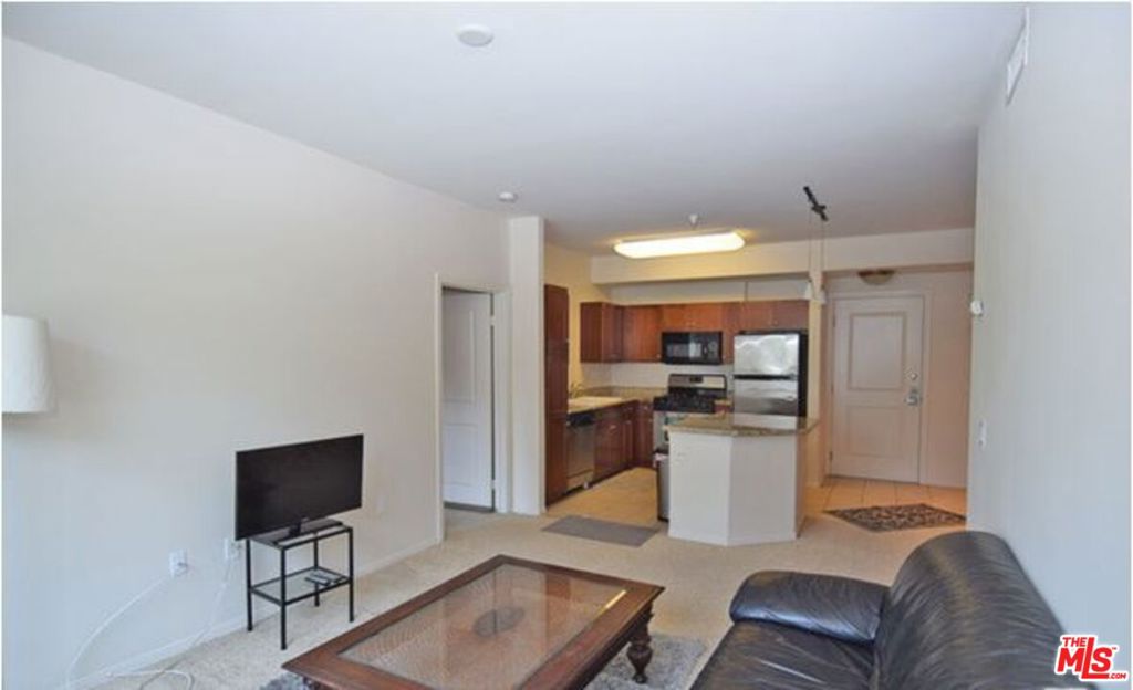 100 S Alameda Street 453