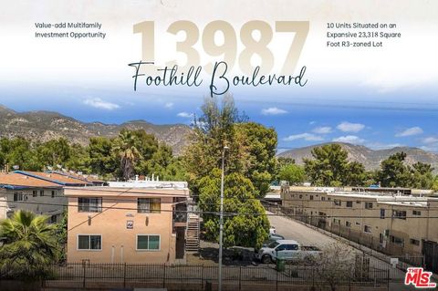 Photo of 13987 Foothill Boulevard, Sylmar, CA 91342 (MLS # 26834941)