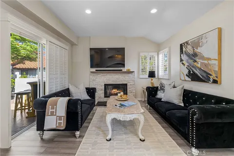 MLS: OC26084376