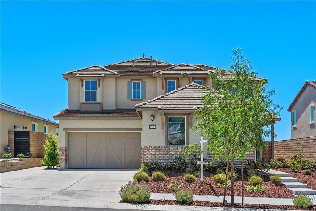 Photo of 32063 Dayspring Way Way, Temecula, CA 92591 (MLS # SW26091093)