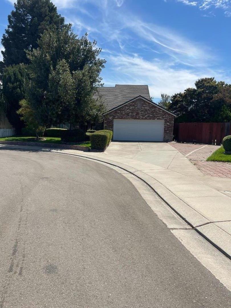 344 Rose Garden Court