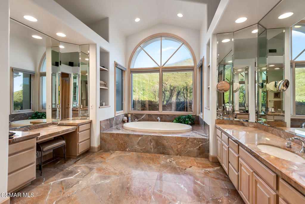 Country Club Estates NR-785 - 785 - Residential