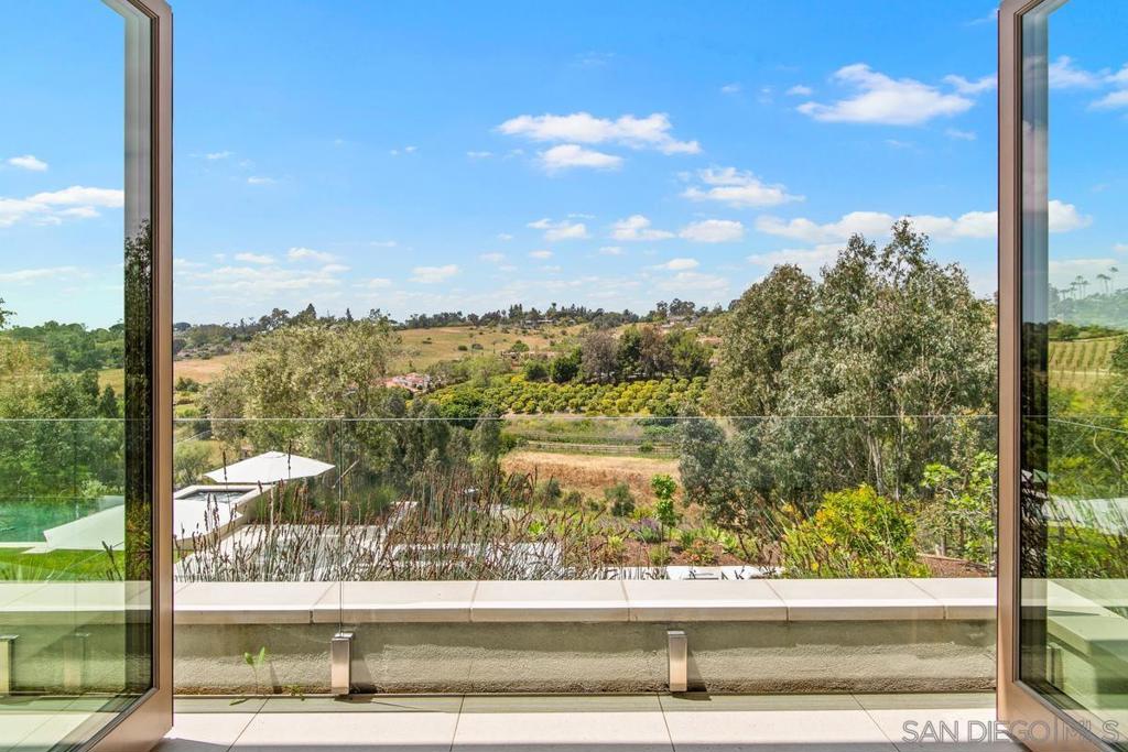 Rancho Santa Fe - Residential