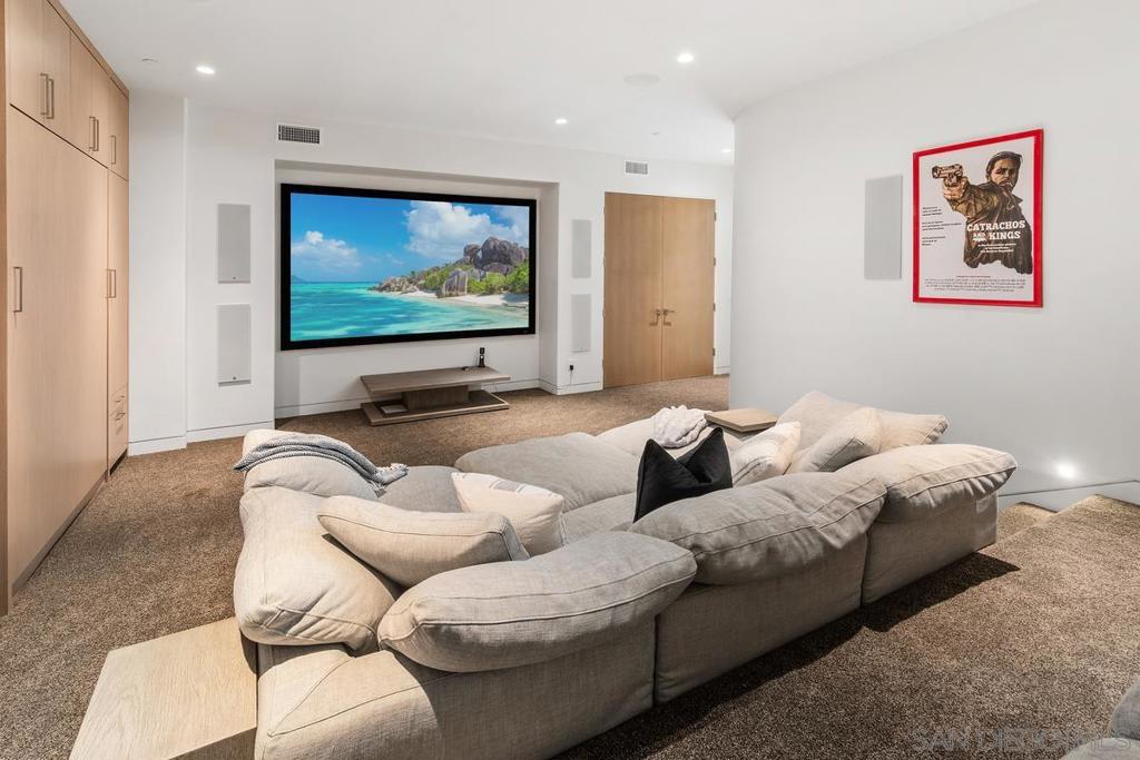 Rancho Santa Fe - Residential