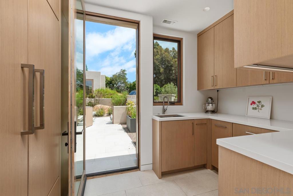 Rancho Santa Fe - Residential