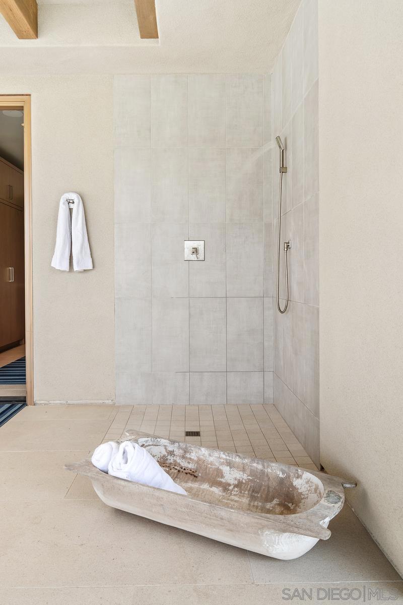 Rancho Santa Fe - Residential