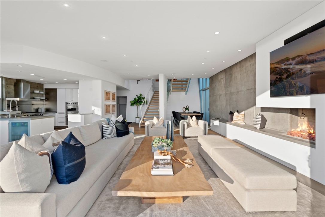 Balboa Peninsula Point (BLPP) - Residential Lease