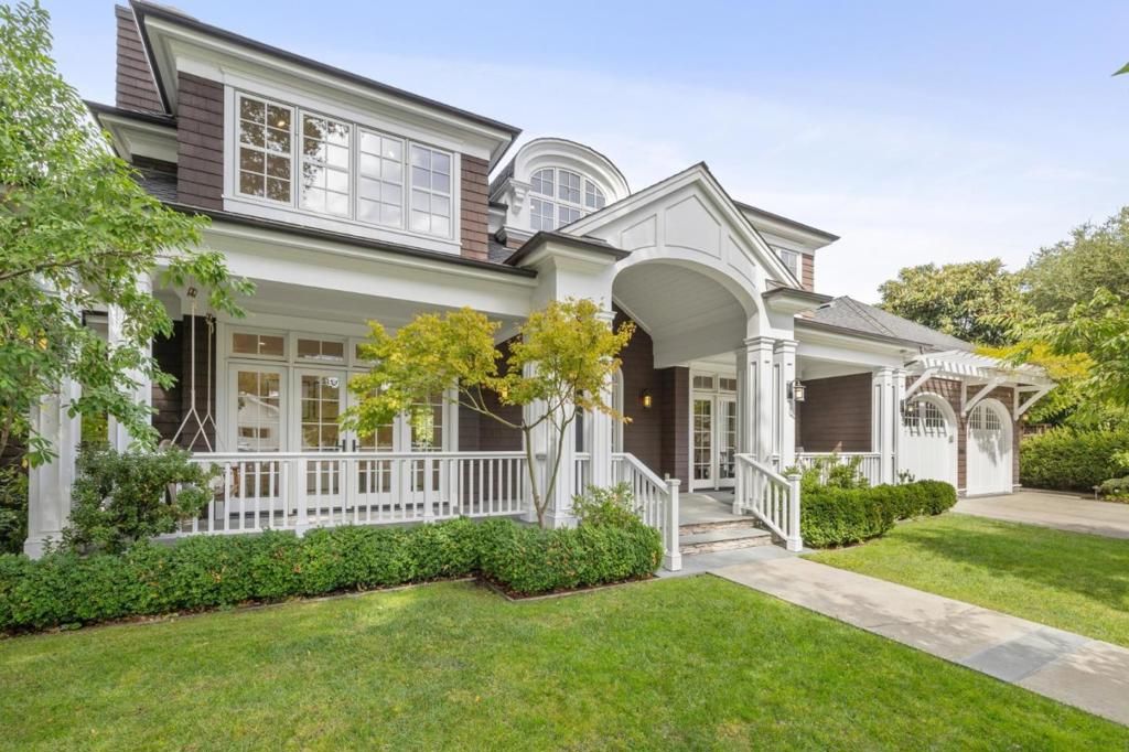 Photo of 24 Palm Court, Menlo Park, CA 94025 (MLS # ML82023836)