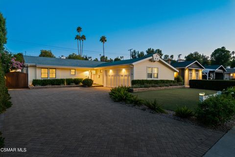 Photo of 6234 Jackie Avenue, Woodland Hills, CA 91367 (MLS # 225004596)