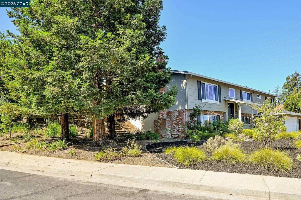 5706 Pepperridge Way
