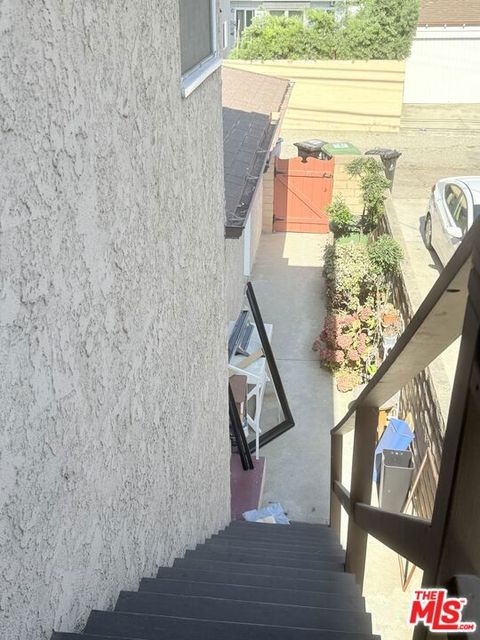 Tiny photo for 2618 S Barrington Avenue, Los Angeles, CA 90064 (MLS # 25588757)