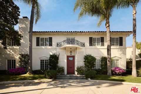 Photo of 719 S Beverly Glen Boulevard, Los Angeles, CA 90024 (MLS # 26720379)