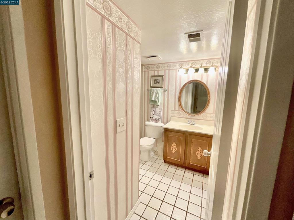 SOUTHAMPTON - Residential