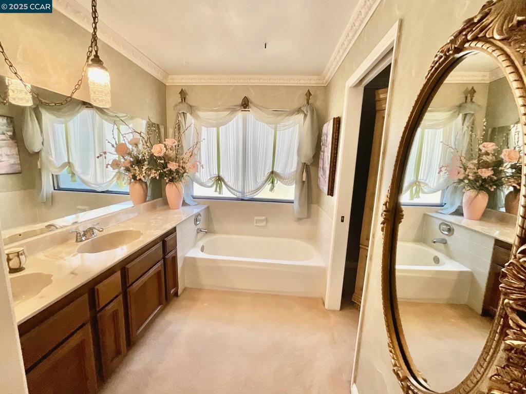 SOUTHAMPTON - Residential