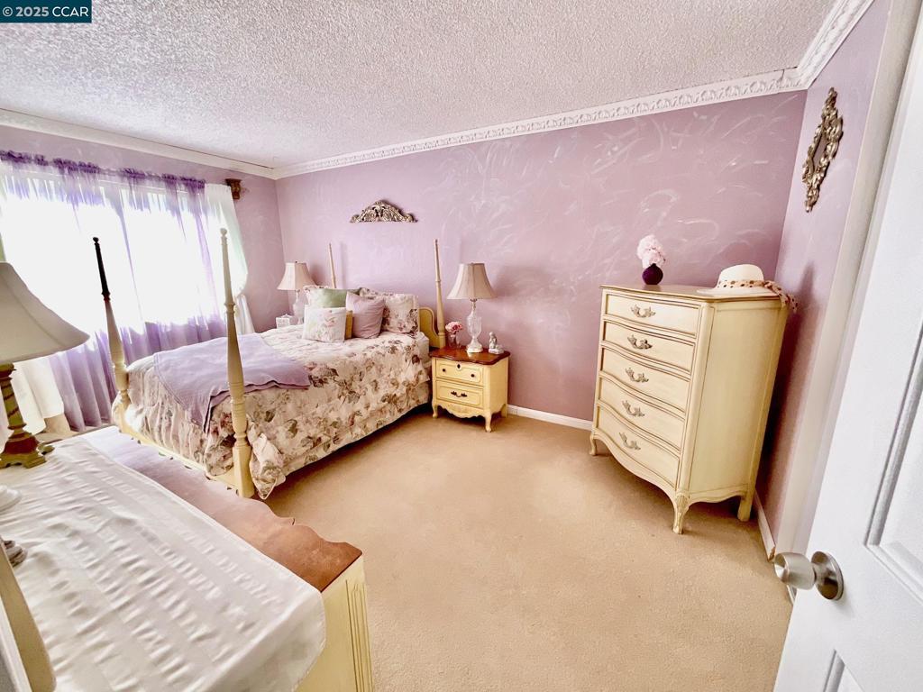 SOUTHAMPTON - Residential