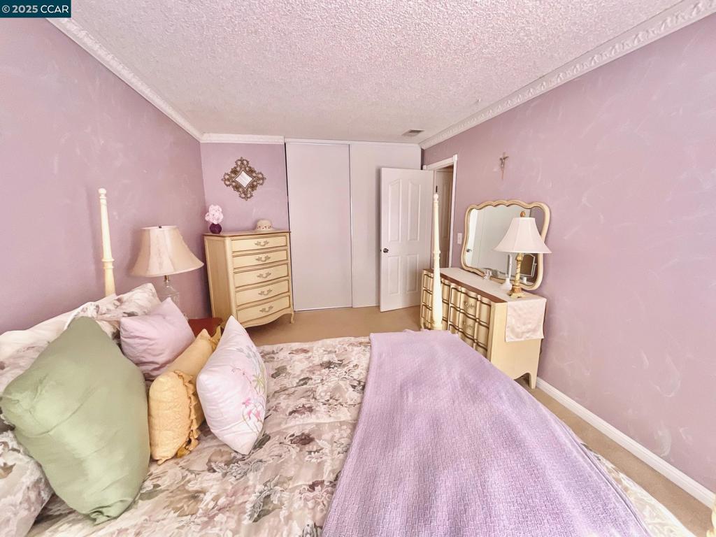 SOUTHAMPTON - Residential