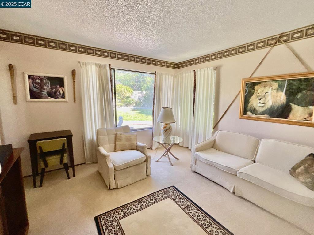 SOUTHAMPTON - Residential