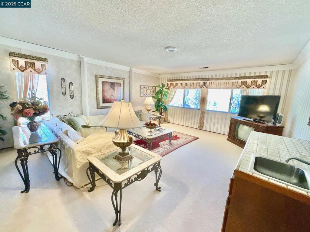 SOUTHAMPTON - Residential