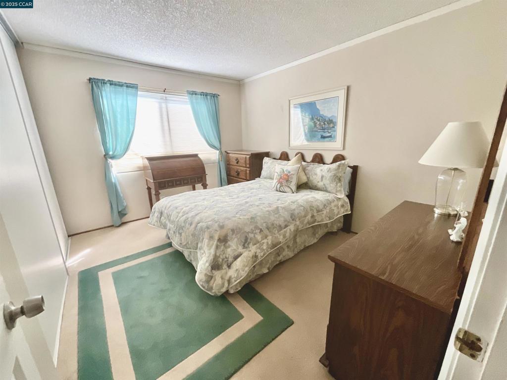 SOUTHAMPTON - Residential