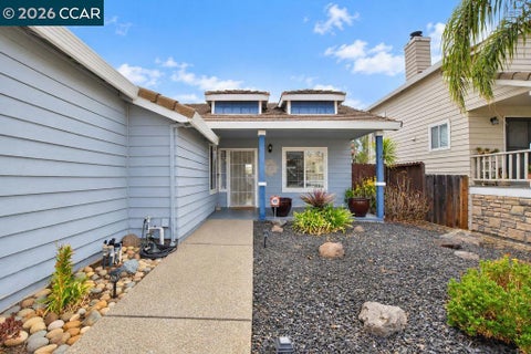 Photo of 5037 Morgan Way Way, Antioch, CA 94531 (MLS # 41147395)