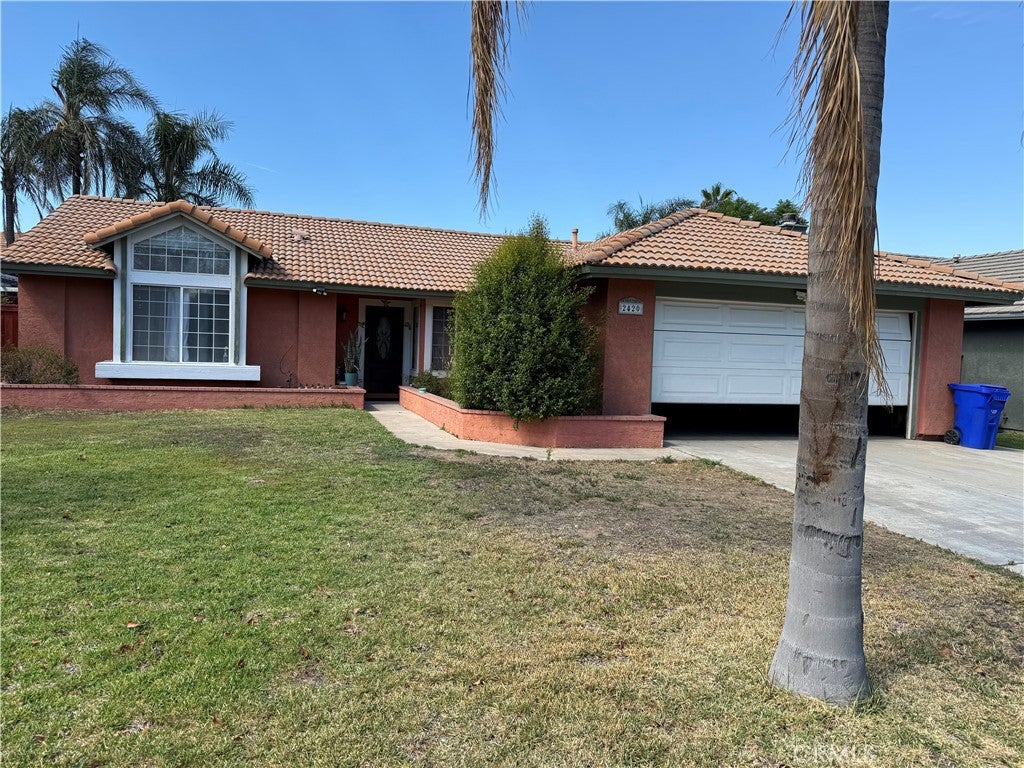 2420 W Sunrise Drive