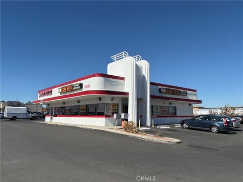 Photo of 14876 Bear Valley Rd, Victorville, CA 92395 (MLS # GD26089157)