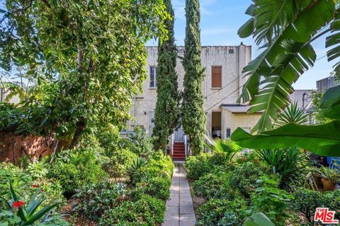 Tiny photo for 1347 N Mansfield Avenue, Los Angeles, CA 90028 (MLS # 26647219)