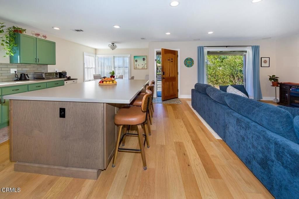 Photo of 2154 Grand Avenue, Ventura, CA 93003 (MLS # V1-34128)