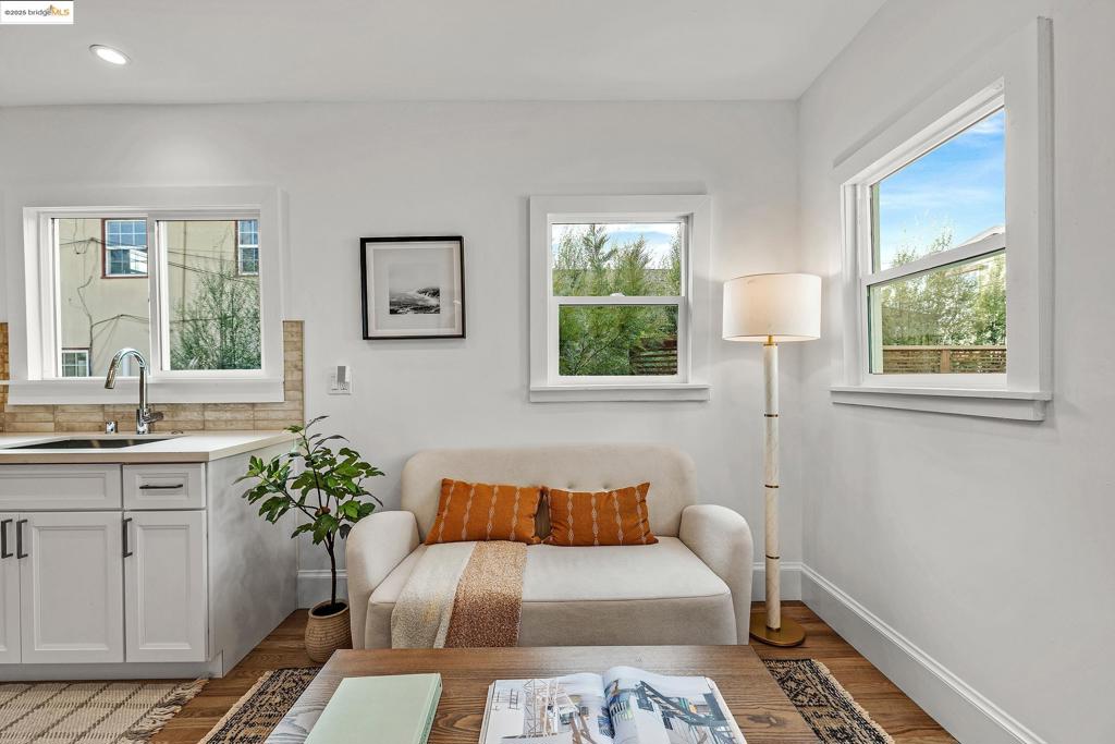 BERKELEY BOWL - Residential