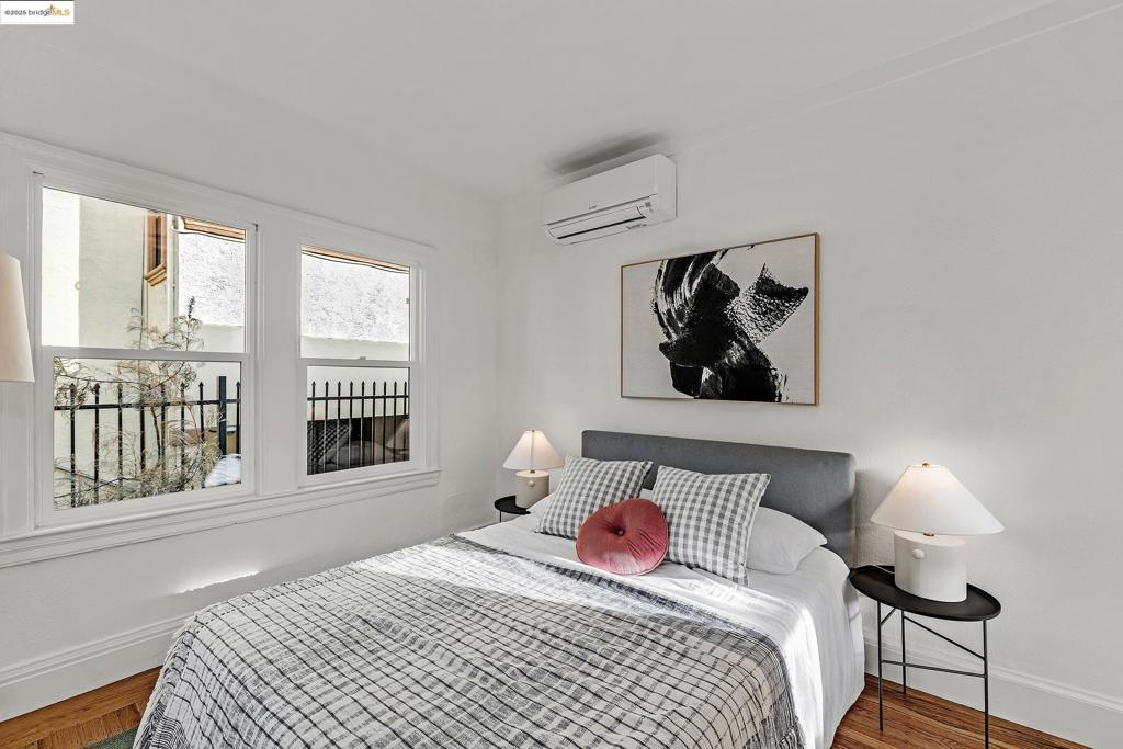 BERKELEY BOWL - Residential