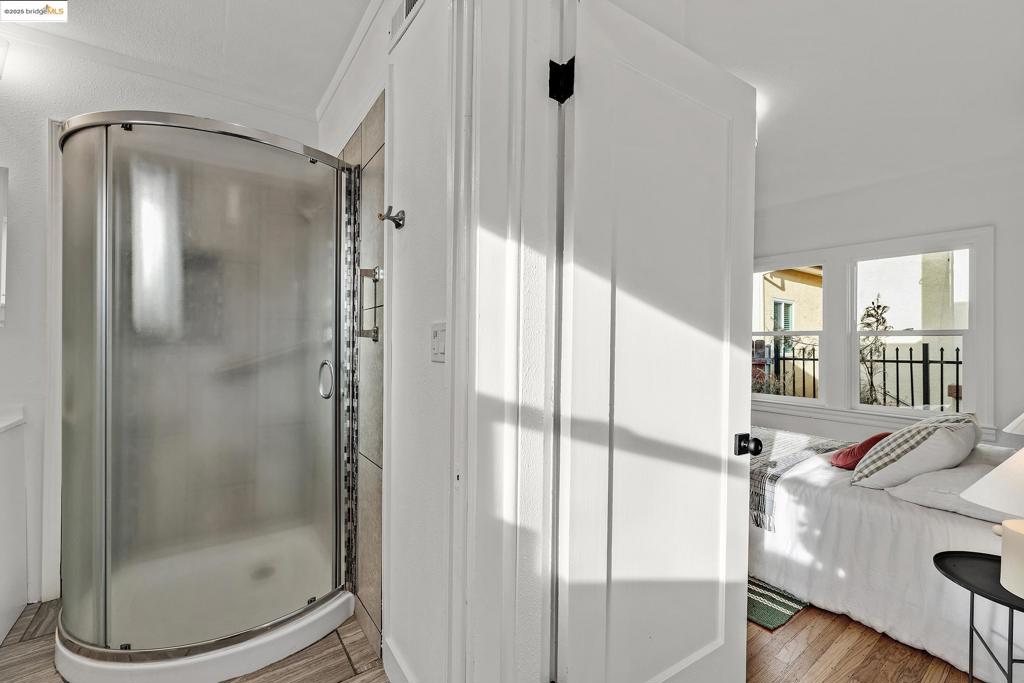 BERKELEY BOWL - Residential