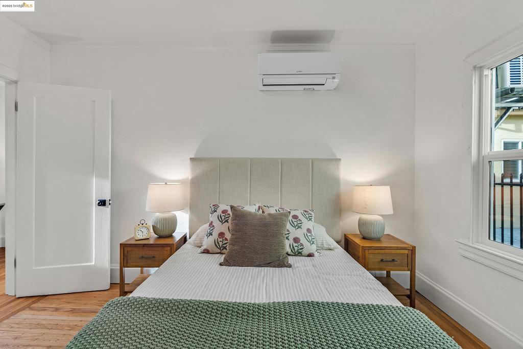 BERKELEY BOWL - Residential