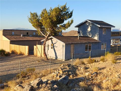 Photo of 31576 Emerald Road, Lucerne Valley, CA 92356 (MLS # PW26015444)