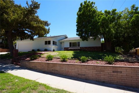 Photo of 3316 Dalhart AVE, Simi Valley, CA 93063 (MLS # SR26151744)