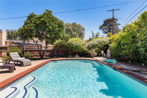 6535 Mary Ellen Avenue Valley Glen CA 91401