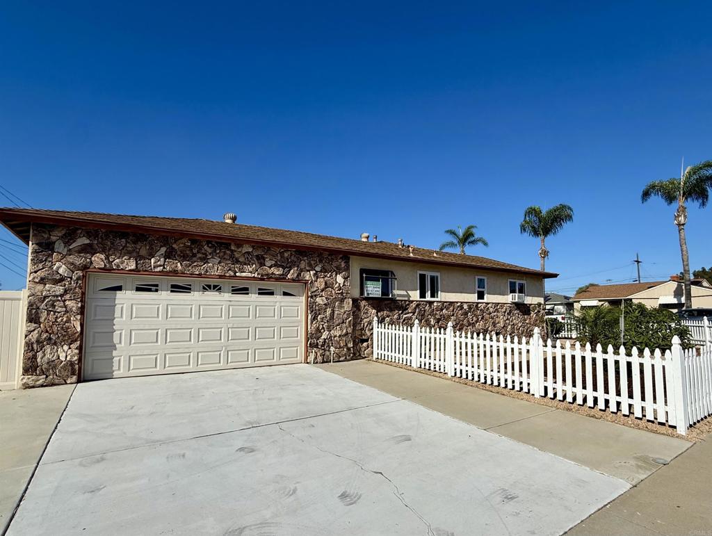 898 Date Ave