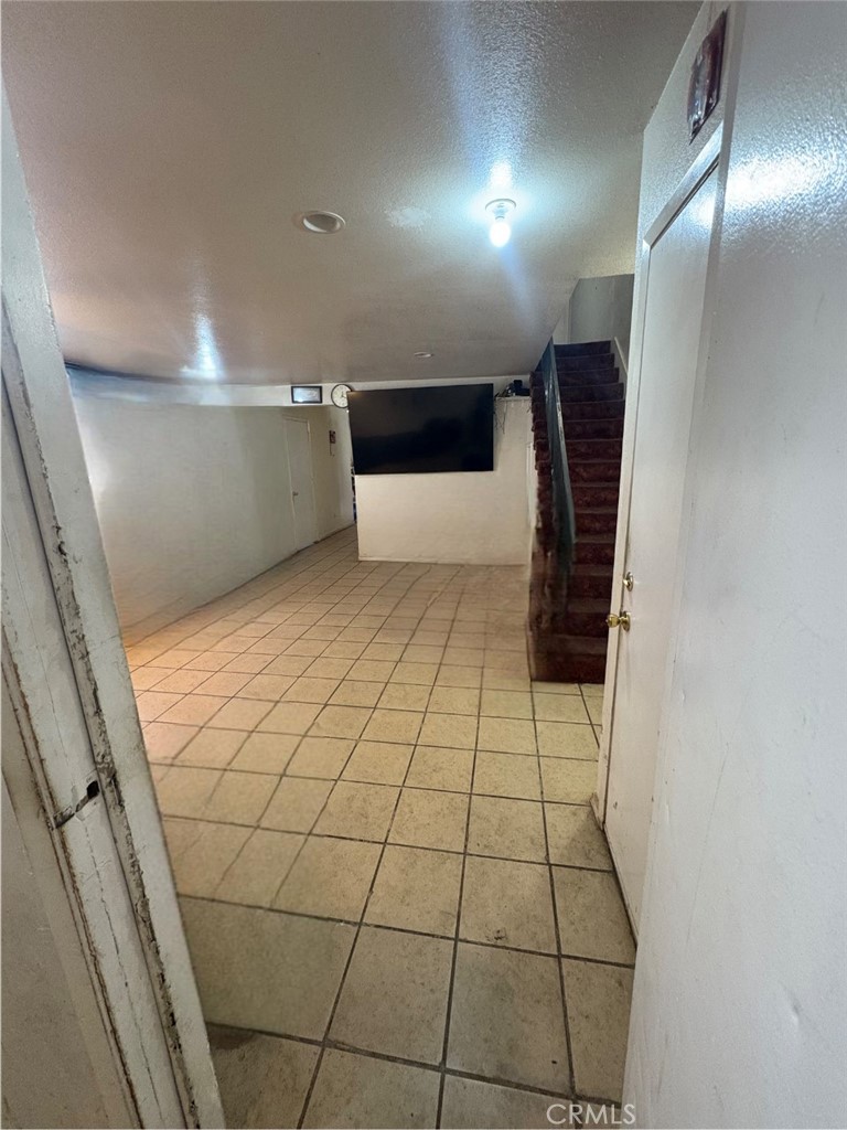 2110 E 113th