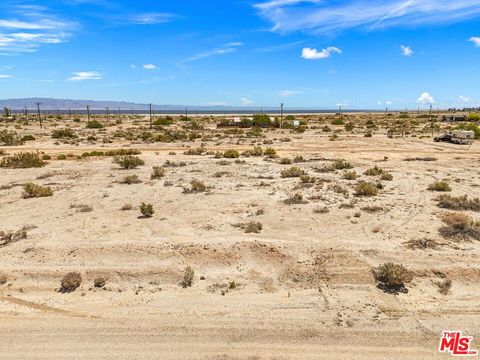 Photo of 2592 Sea Urchin Avenue, Thermal, CA 92274 (MLS # 25541863)