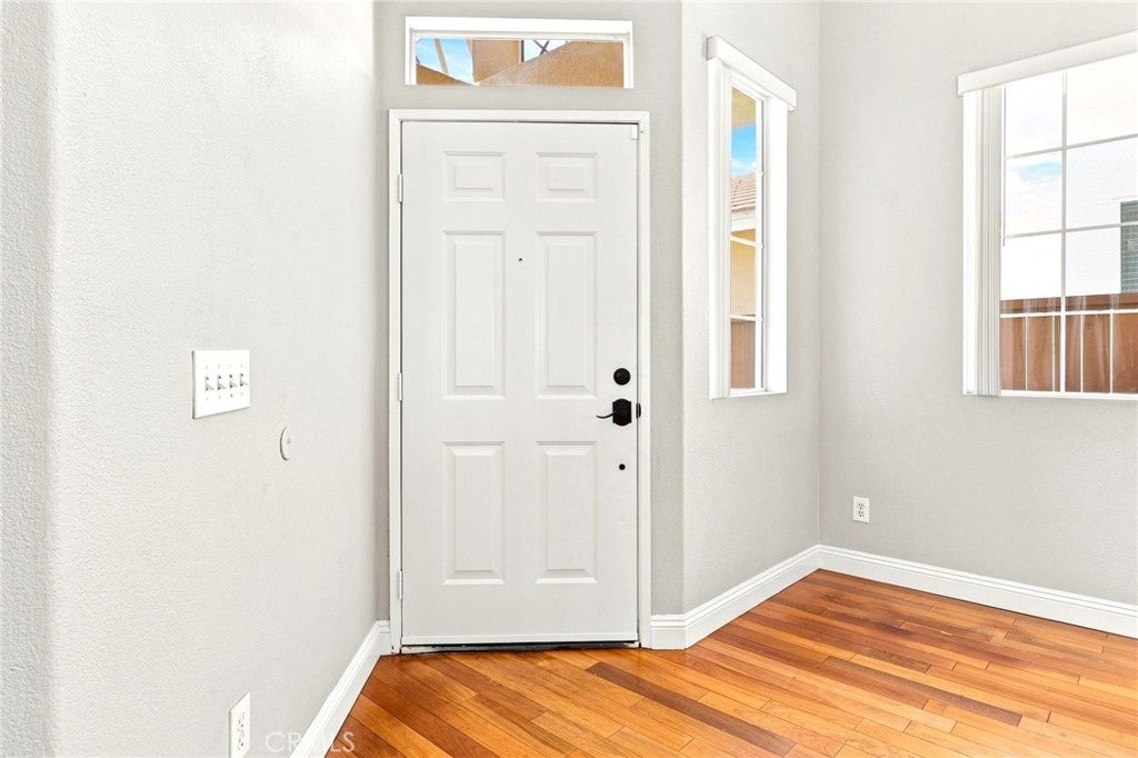 17892 Spring Hill