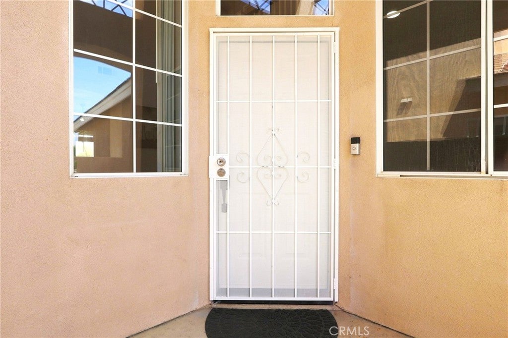 17892 Spring Hill
